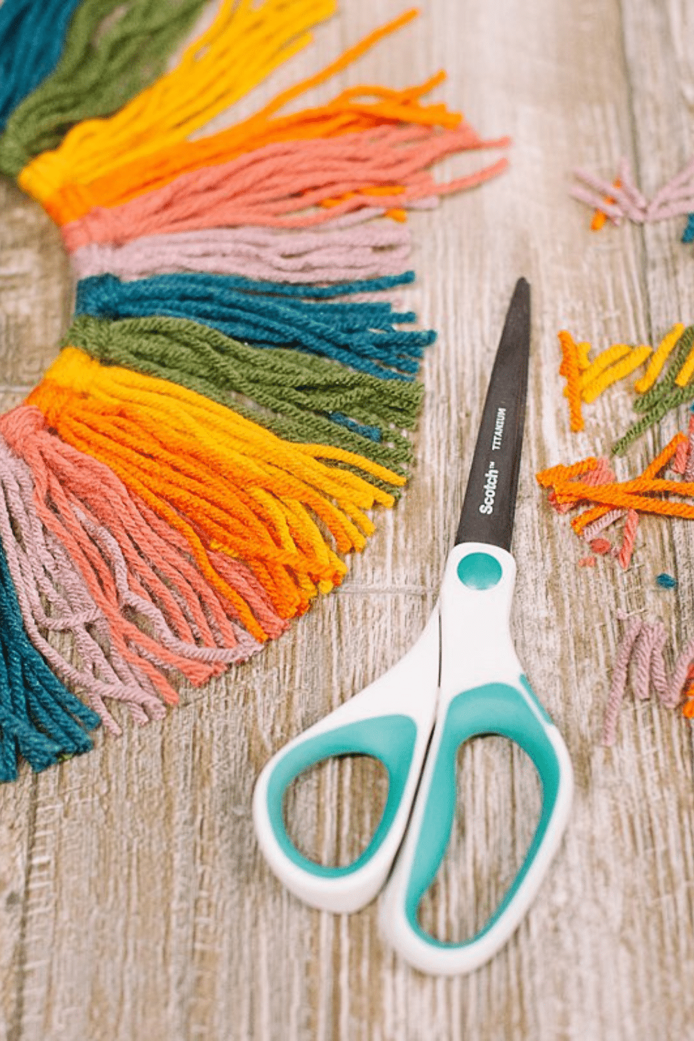 How to Make a Wreath with Rainbow Yarn