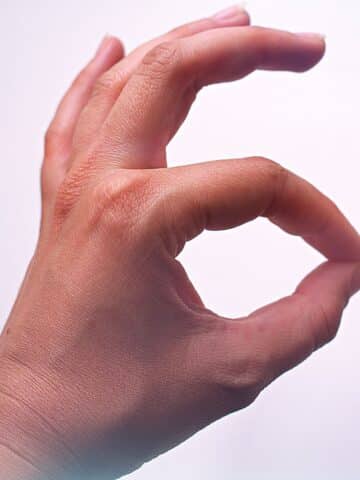 fingers stuck together with superglue