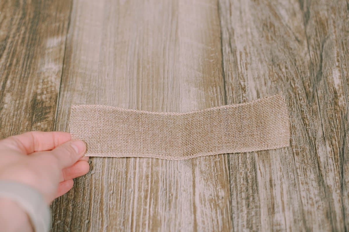 burlap ribbon with wire on edges