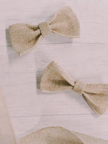 How to Make a Bow out of Burlap