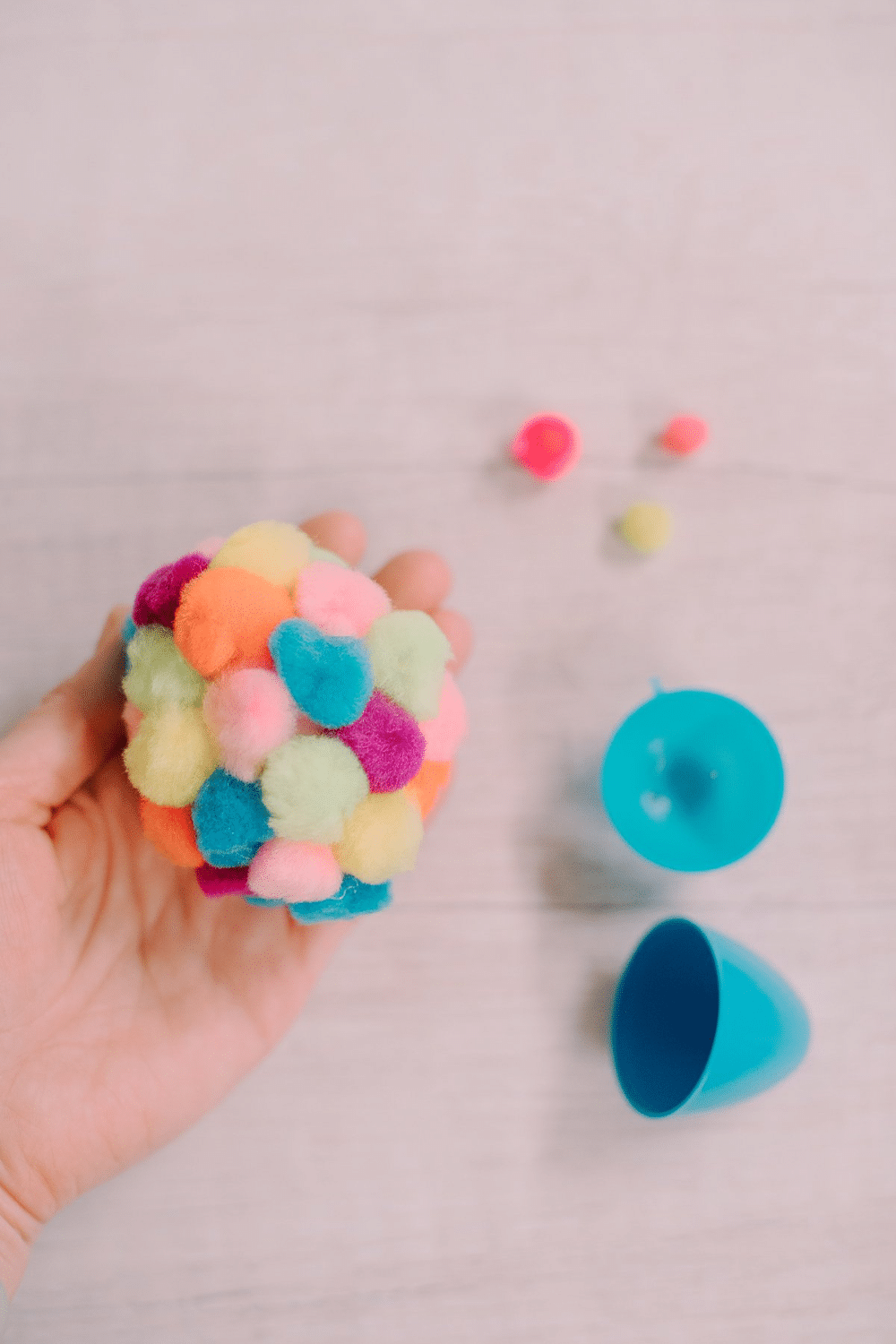 How to Make Pompom-Covered Easter Eggs