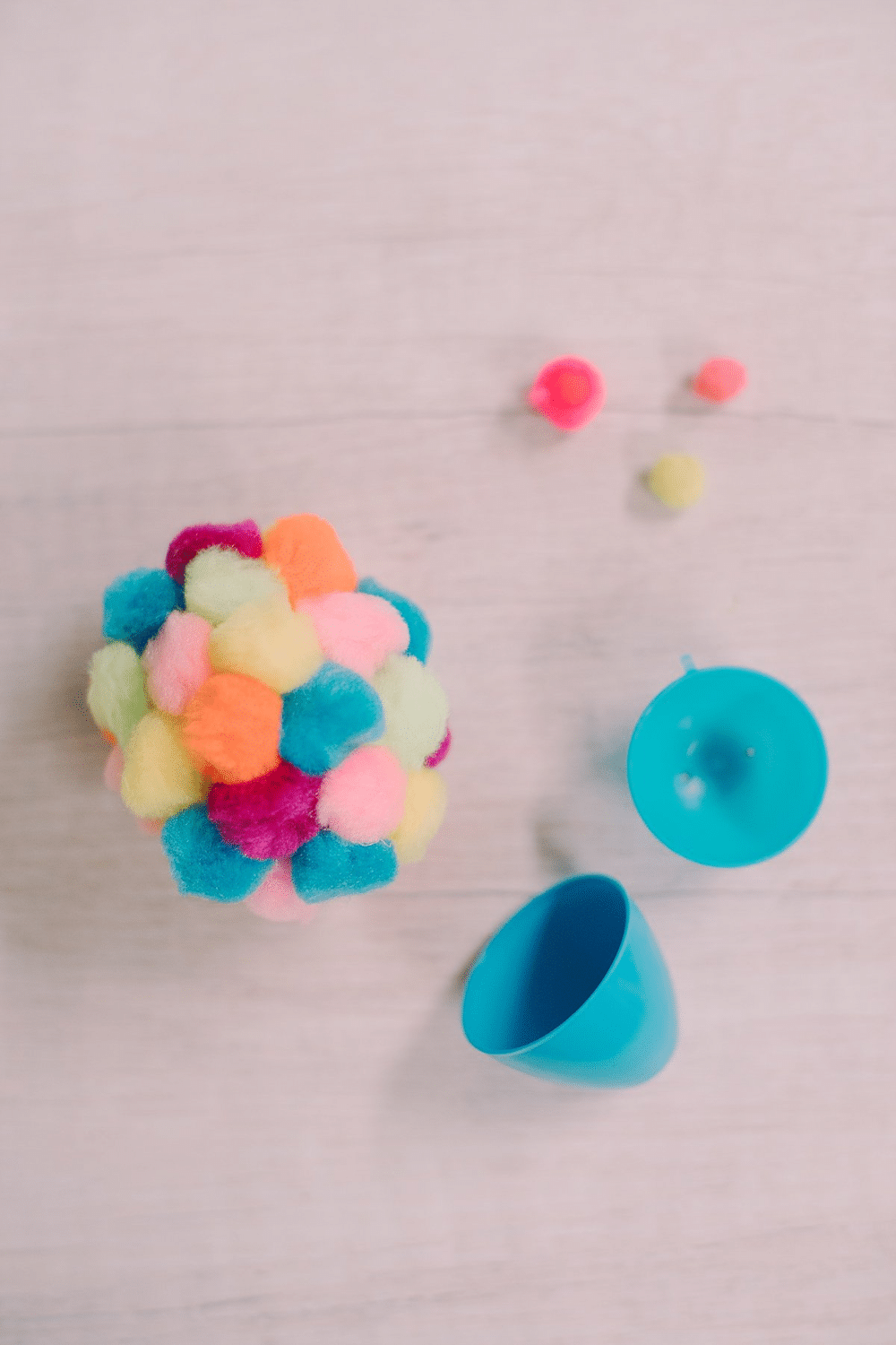 How to Make Pompom-Covered Easter Eggs