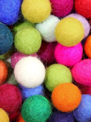 10 Easy Felt Ball Craft Ideas