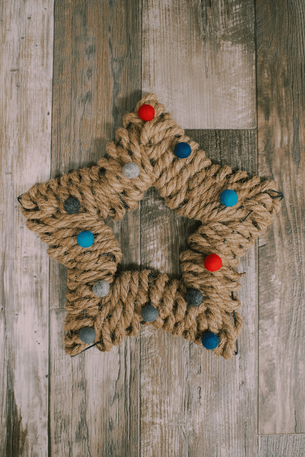 DIY Star Wreath for 4th of July