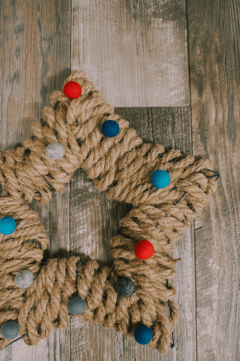 DIY Star Wreath for 4th of July