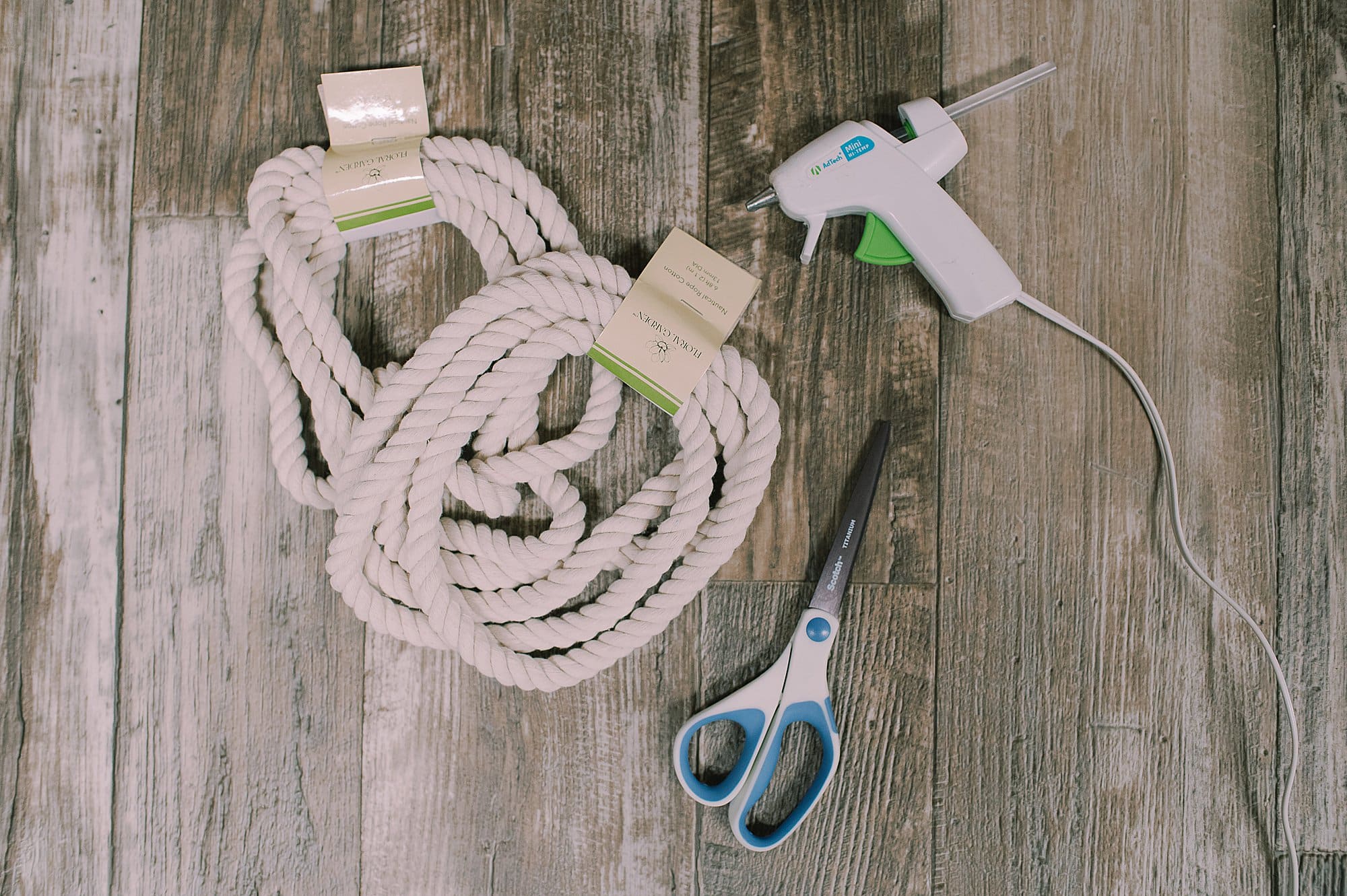 how to make a DIY rope placemat