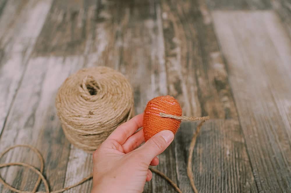 how to make DIY fall acorns