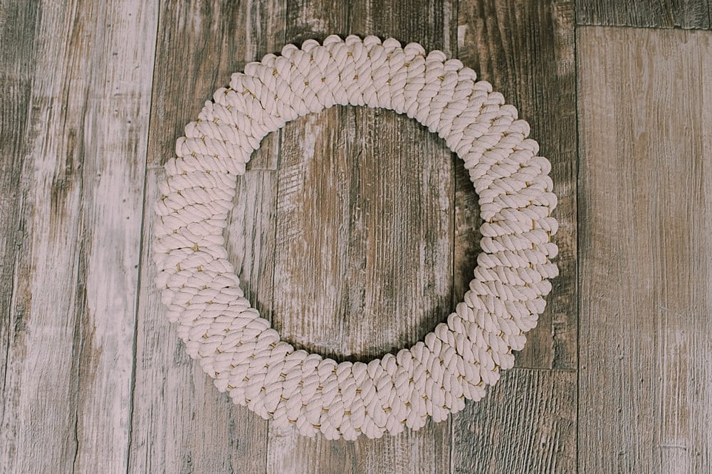 How to make a DIY rope wreath