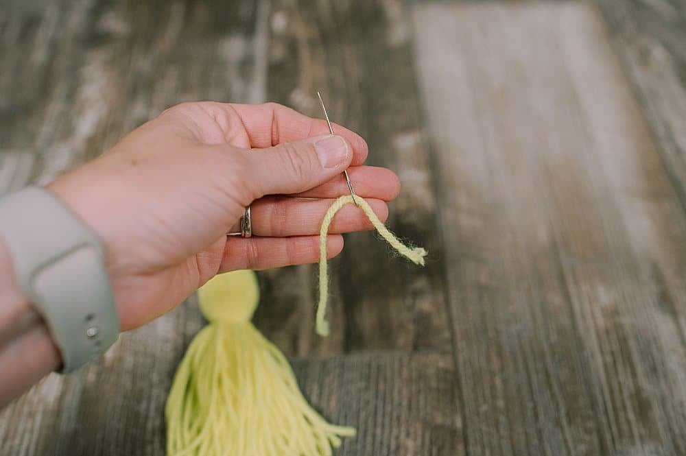 How to Make Yarn Tassel Keychains for Back-to-School