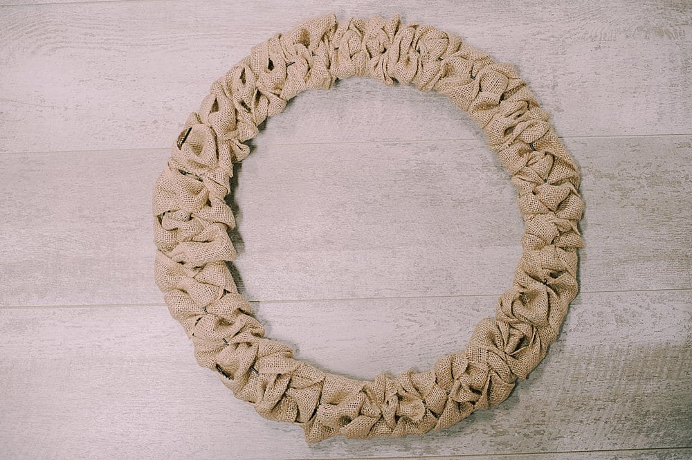 how to make a wreath using a burlap ribbon