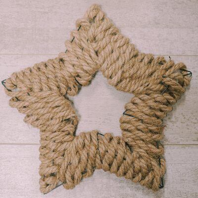 How to Make a Star Wreath | DIY Jute Star Wreath