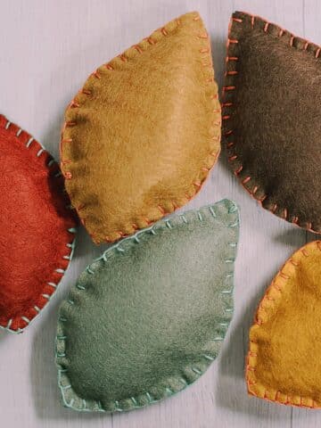 how to make felt leaves