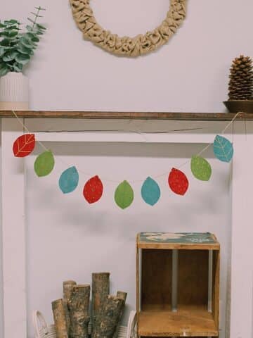 how to make an embroidered felt leaf garland