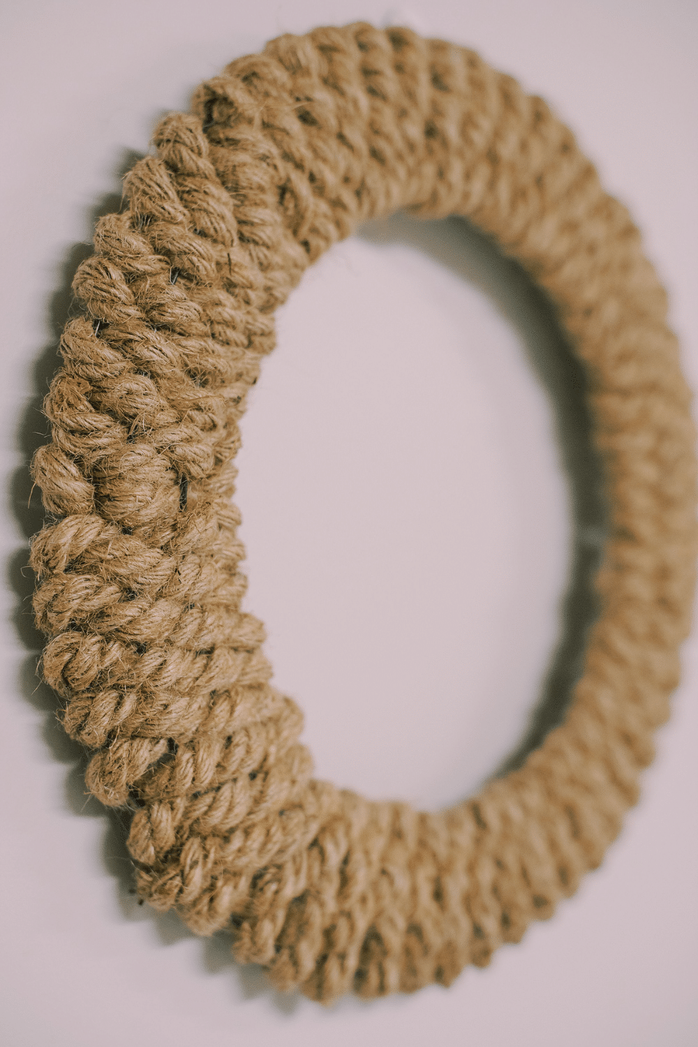 How to Make a Jute Wreath