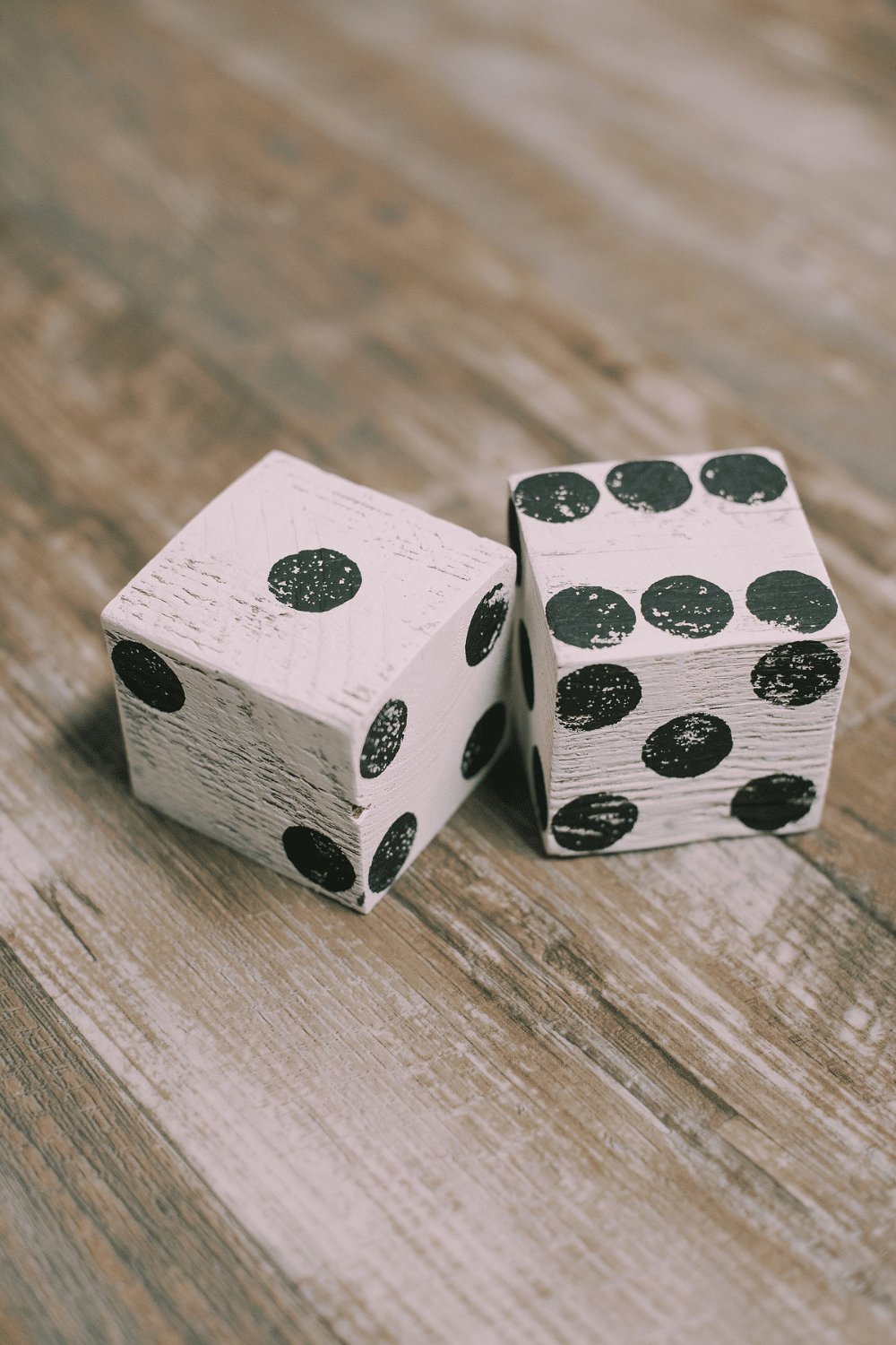 How to Make Jumbo Wooden Dice