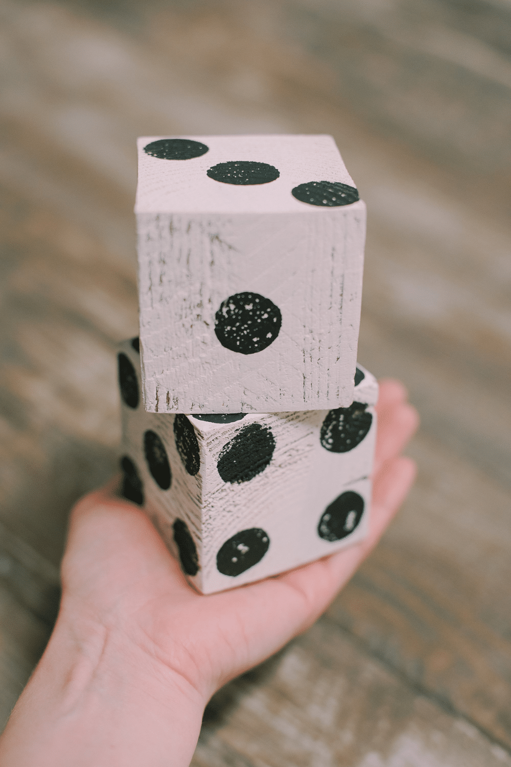 How to Make Jumbo Wooden Dice