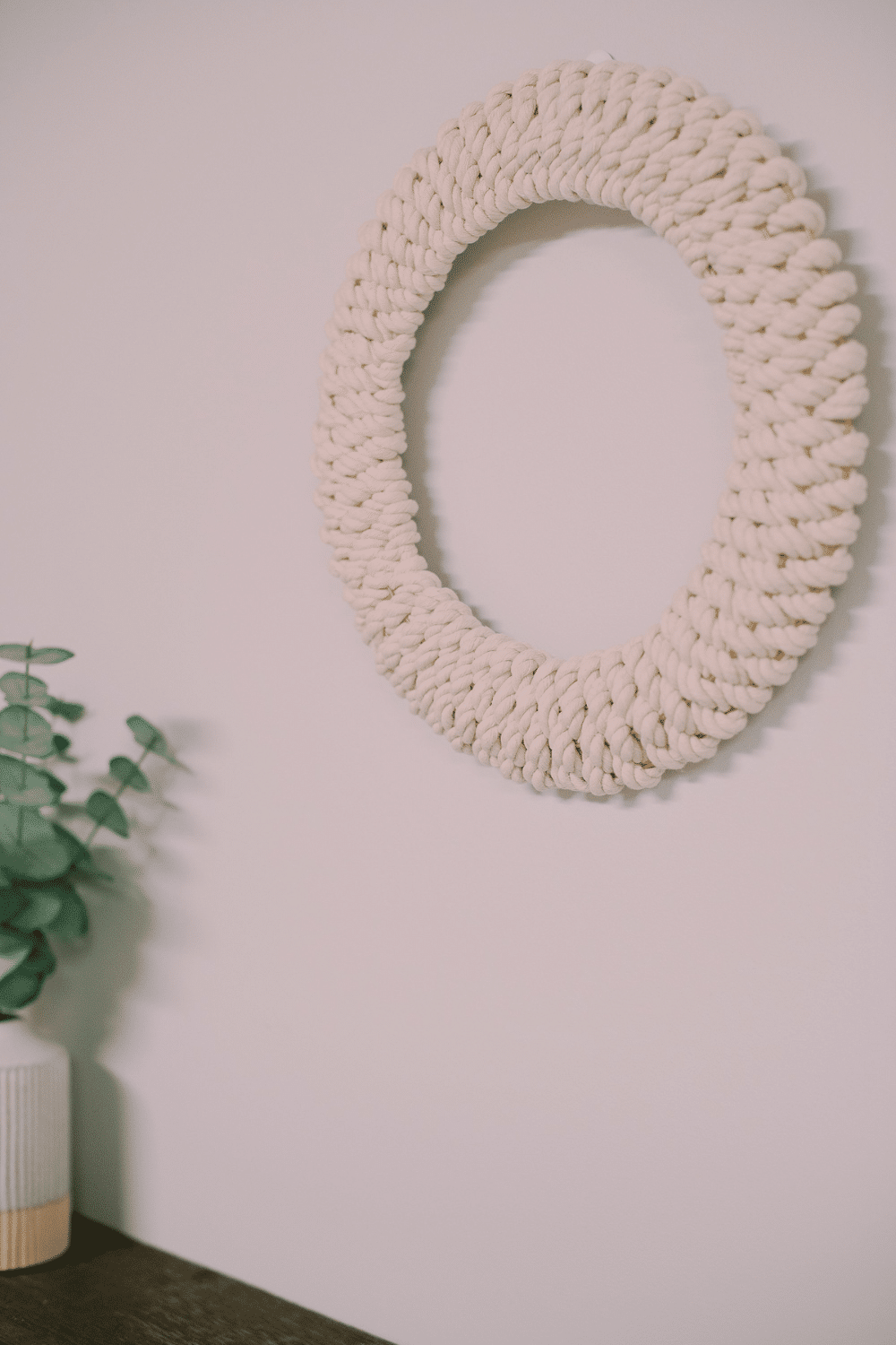 How to Make a Rope Wreath