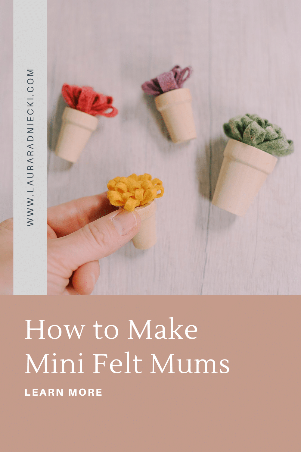 How to make mini felt mums. 
