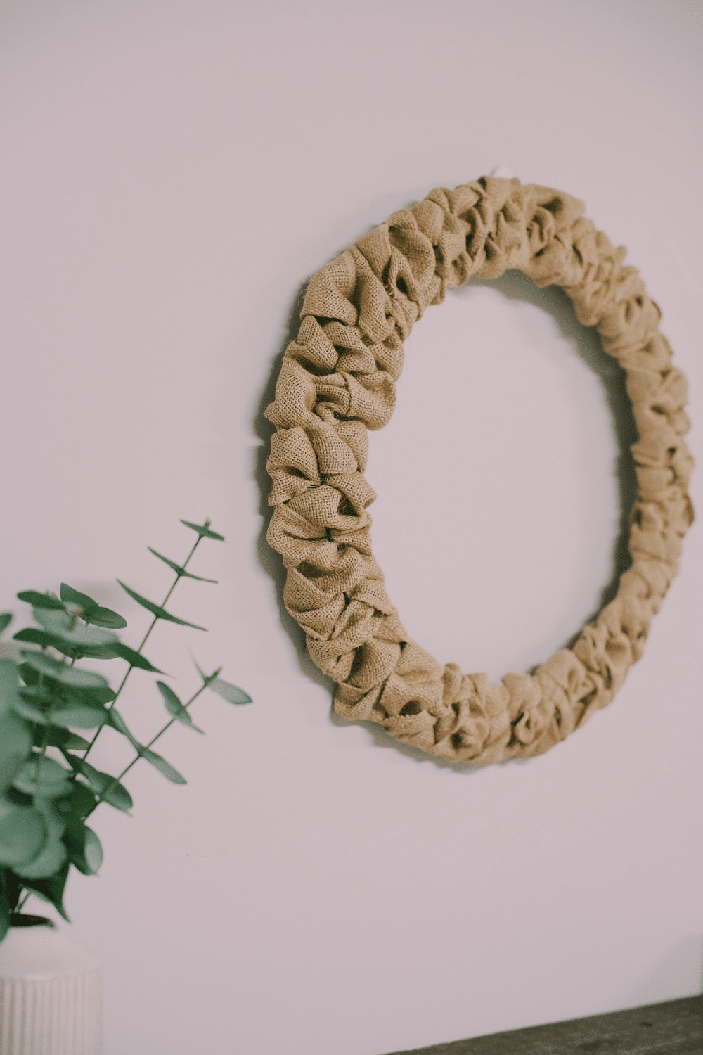 How to Make a Burlap Ribbon Wreath