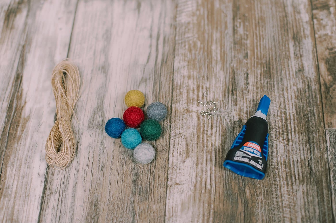 Supplies needed to make Felt Ball Ornaments for the Christmas Tree.