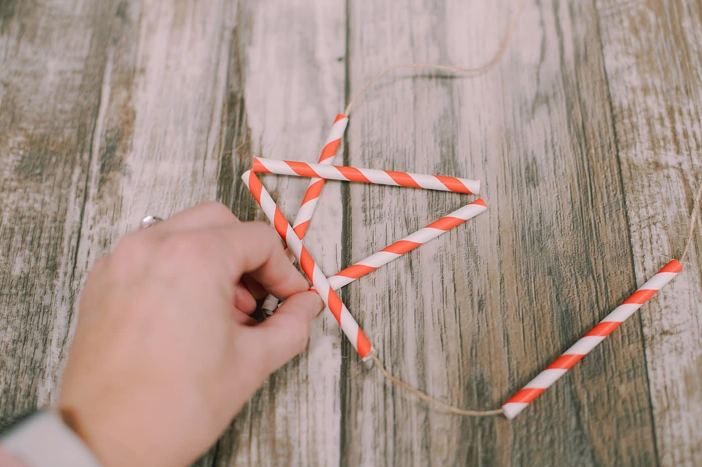 A Drinking Straw Star Ornament That Is Perfect Anytime - creative jewish mom