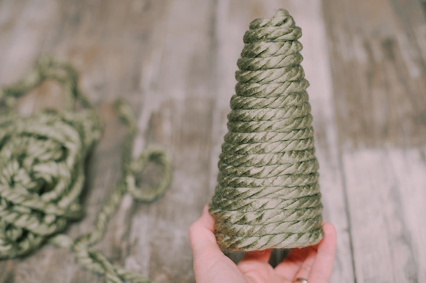 DIY chunky yarn-wrapped styrofoam Christmas tree