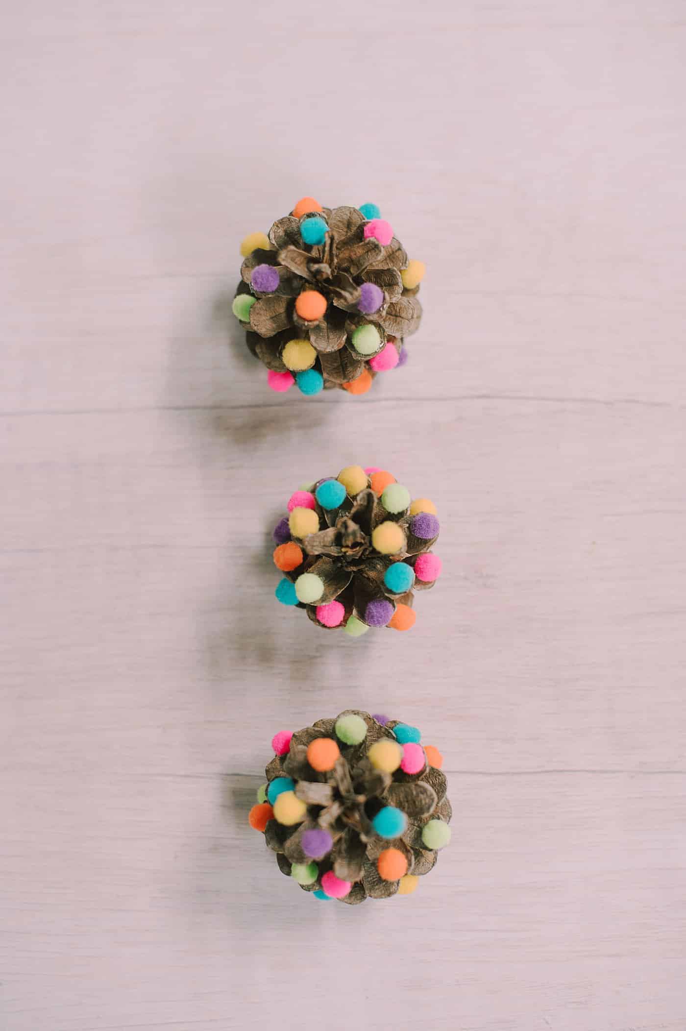 How to Make Mini Pompom Pinecone Trees