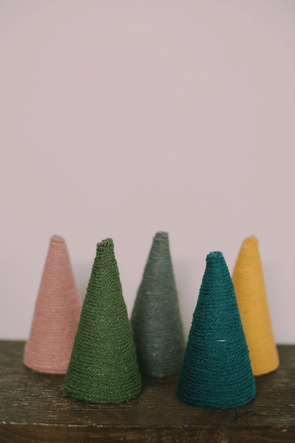 How to Make Yarn-Wrapped Syrofoam Cone Trees for Christmas