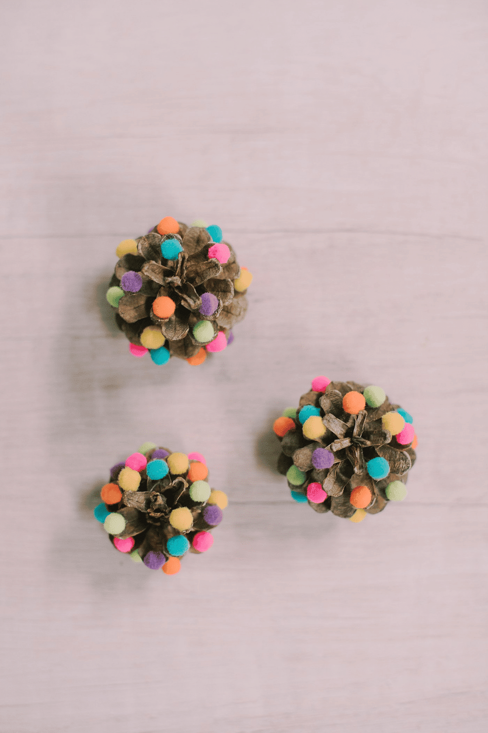 How to Make Mini Pompom Pinecone Trees