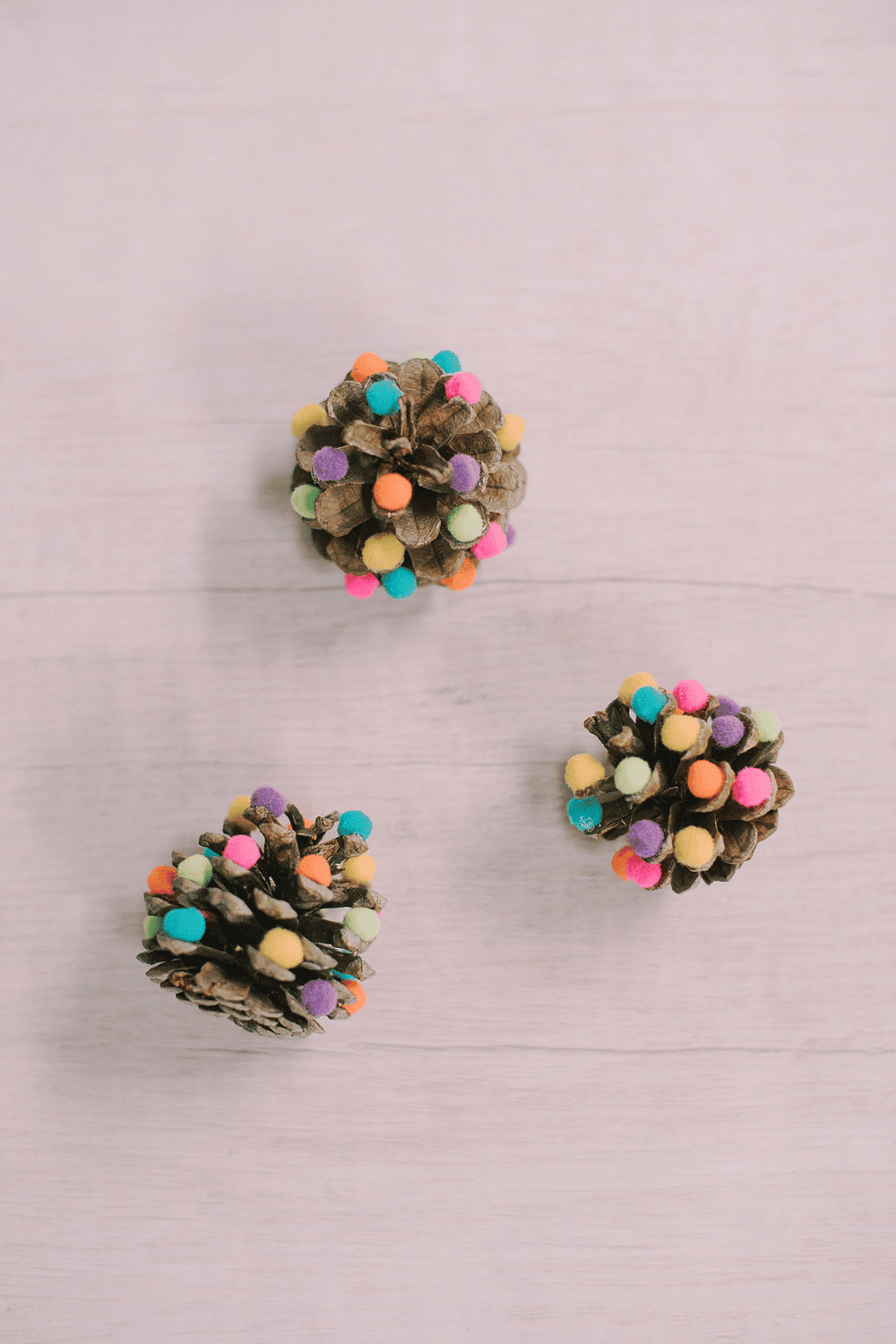 How to Make Mini Pompom Pinecone Trees