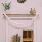 How to make a DIY chain stitch garland with chunky yarn.