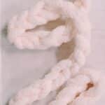 How to make a DIY chain stitch garland with chunky yarn.