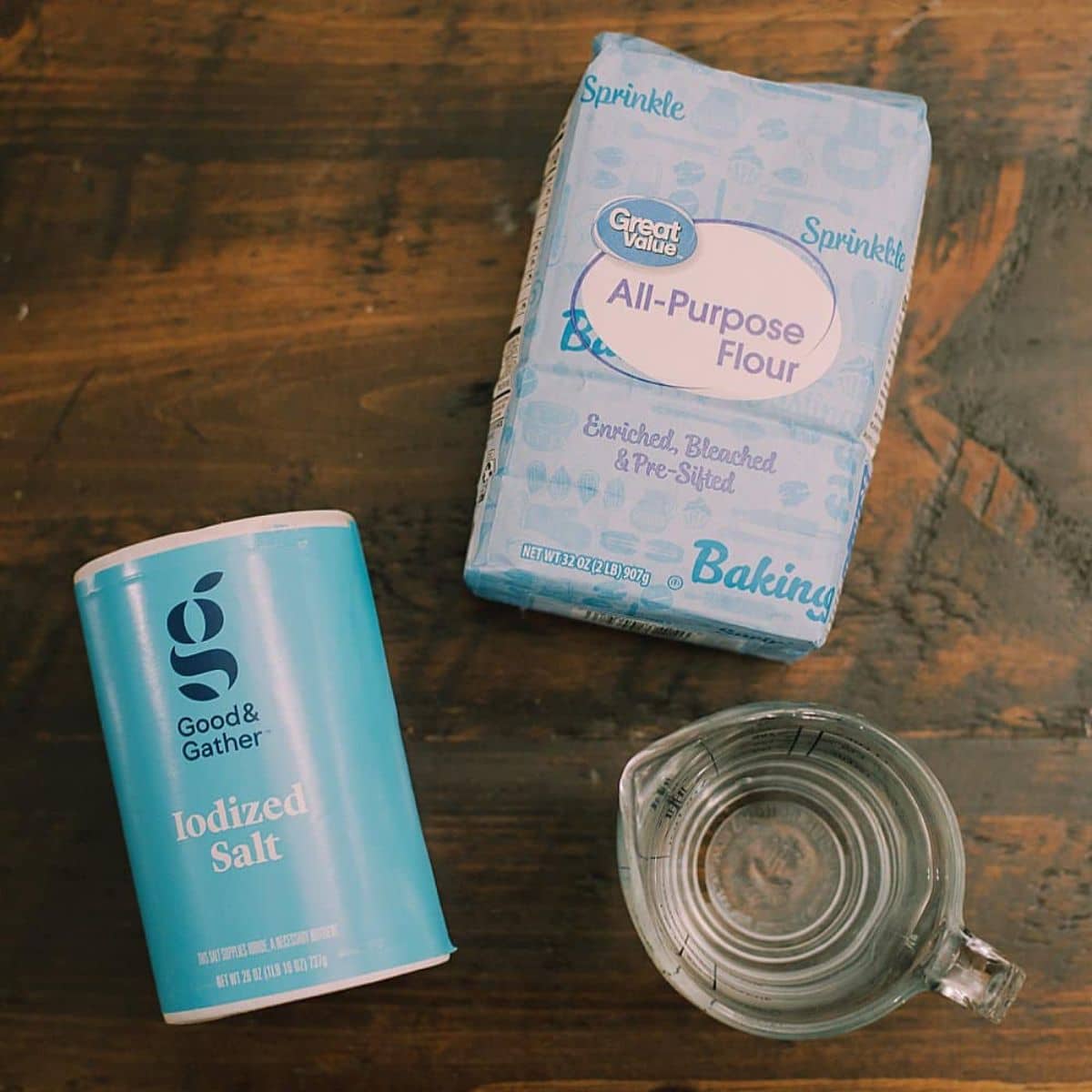 Learn how to make salt dough with this easy salt dough recipe.