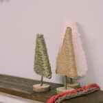How to make a finger knit garland out of t-shirt yarn.