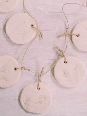 How to make a DIY salt dough garland.